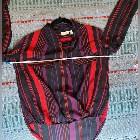 Bisou Bisou, Sheer, Red & Purple, Long Sleeve Blouse, So Cute, Size XS - Picture 8 of 8